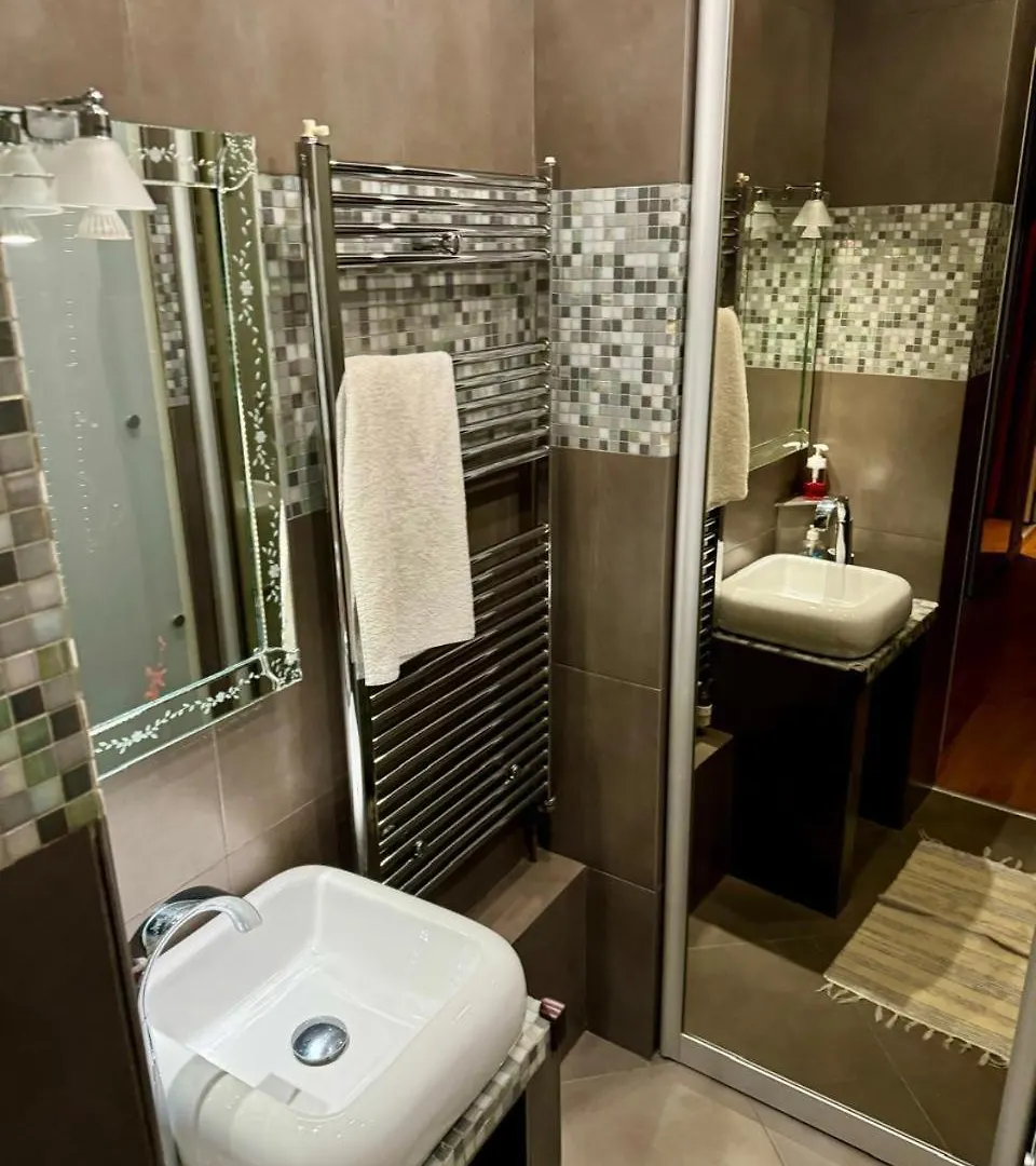 Appartement De 2 Chambres Au Coeur De Paryż Apartament