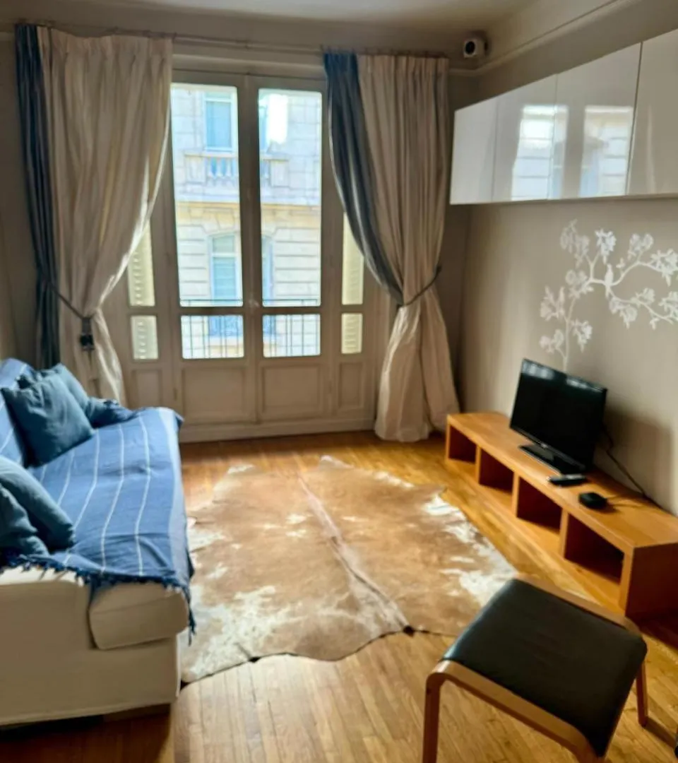 Appartement De 2 Chambres Au Coeur De Paris France
